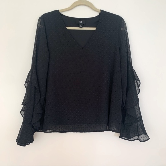 IZ Buyer Tops - 𝅺IZ Buyer Swiss Dot Blouse